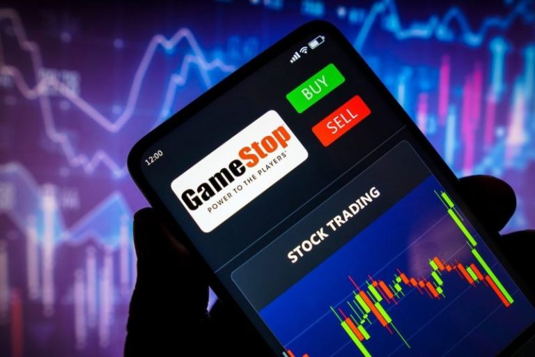 GameStop’s Epic 70% Surge: Relive the 2021 Frenzy