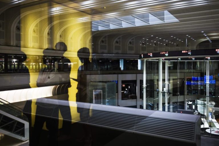 Global Markets on Edge: American Recession Concerns Trigger International Sell-Off and Foreshadow Lower U.S. Market Opening