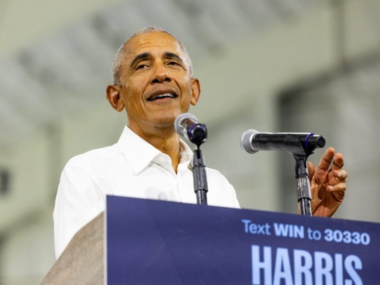 Obama Throws Shade in Arizona, Doubting Trump’s Abilities